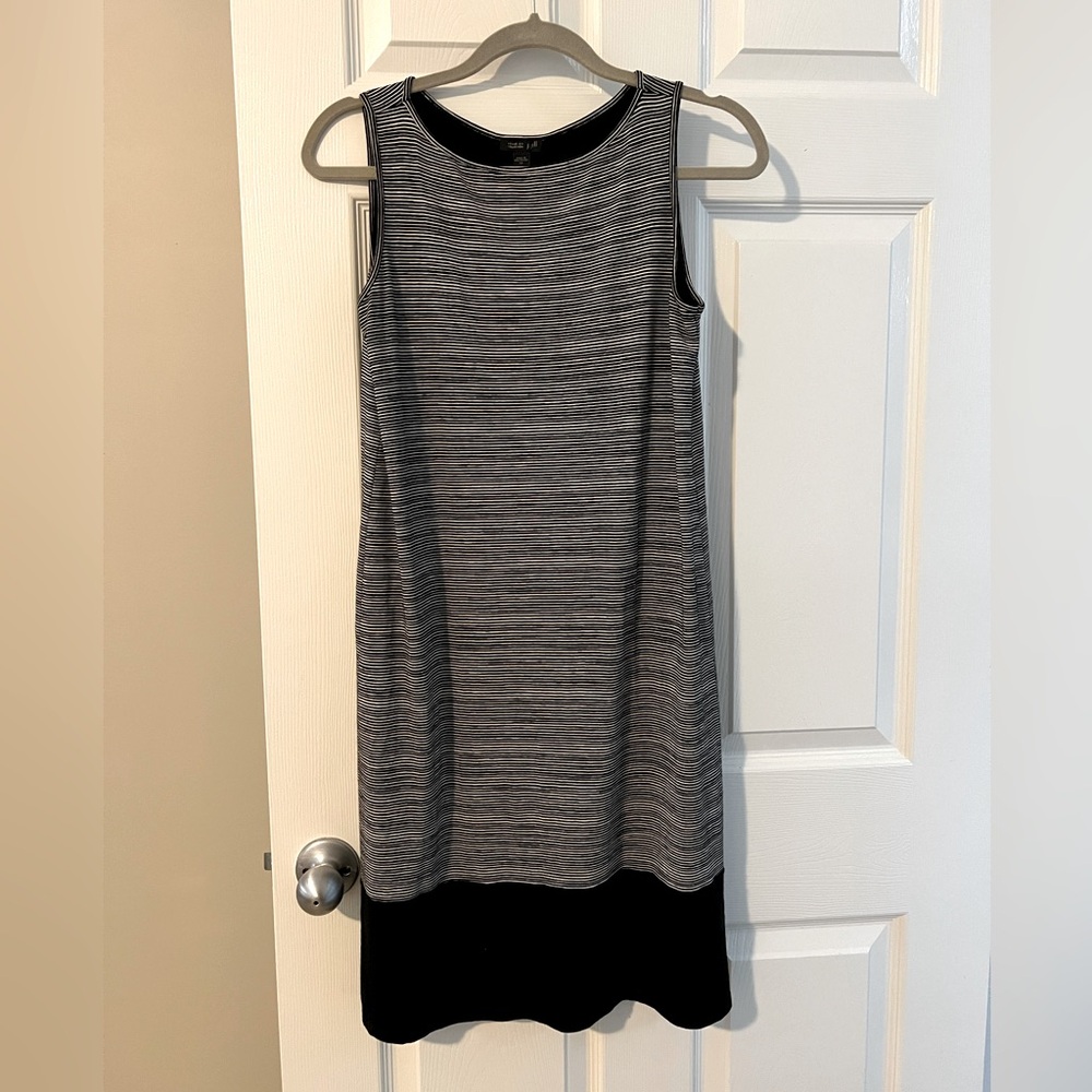 J. Jill Wearever Collection Black Ivory White Stripes Sleeveless Shift Dress XS